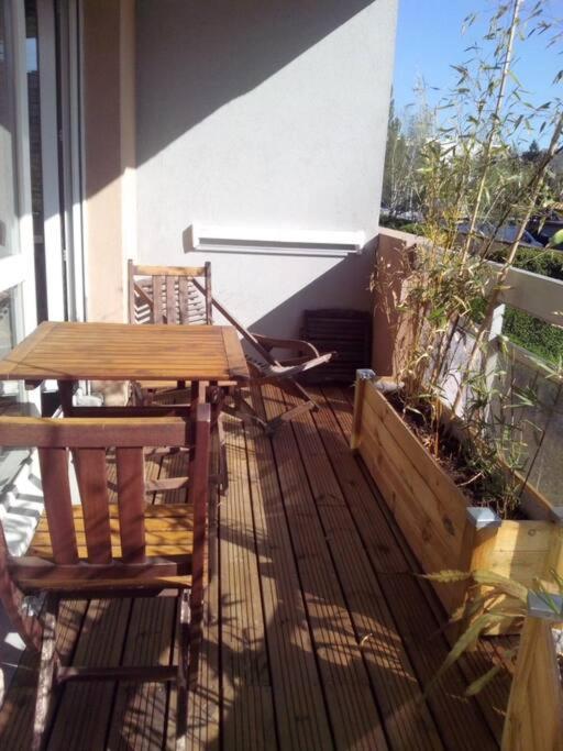 City & Cosy, Lyon Charcot- Wifi - Lave Linge - Balcon - Parking Buitenkant foto