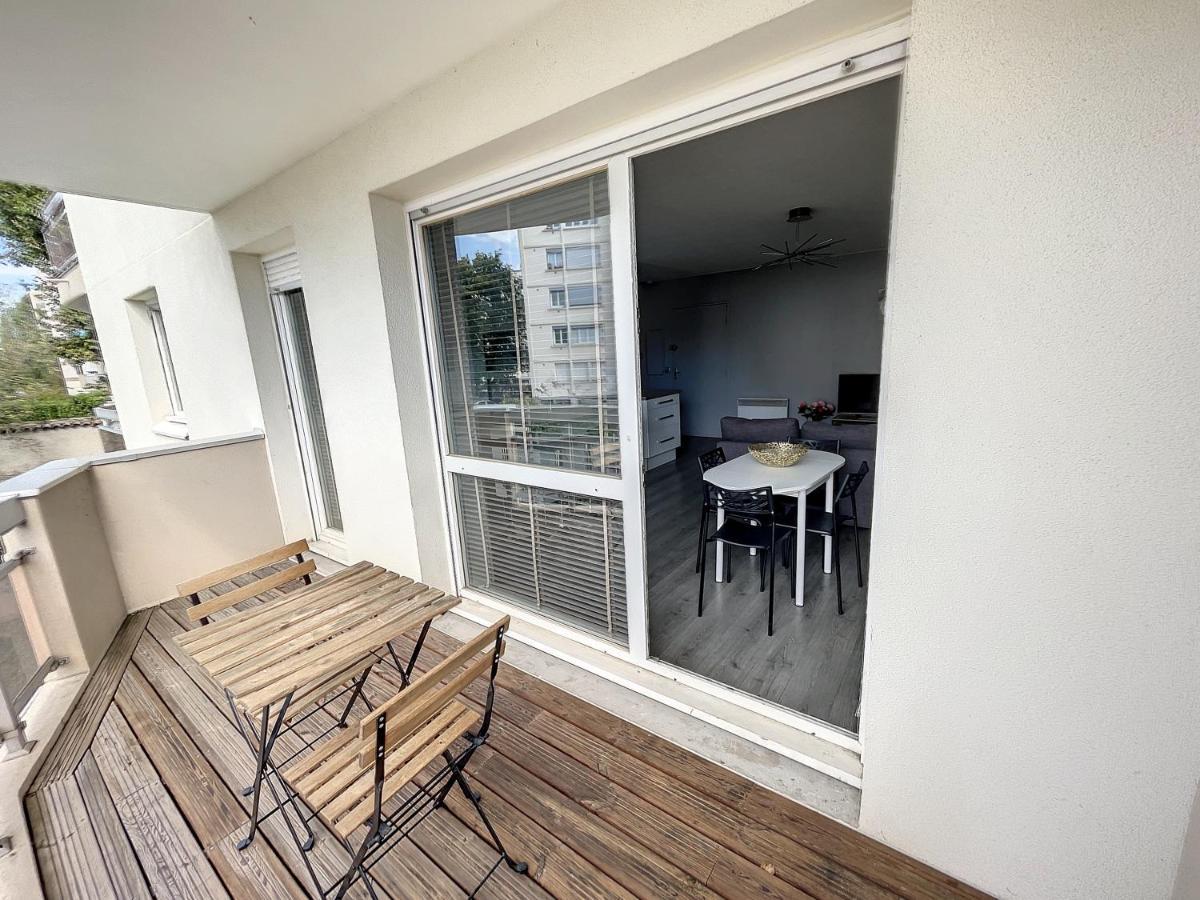 City & Cosy, Lyon Charcot- Wifi - Lave Linge - Balcon - Parking Buitenkant foto