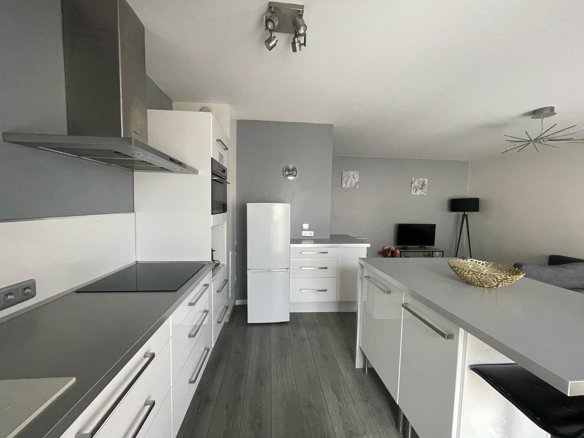 City & Cosy, Lyon Charcot- Wifi - Lave Linge - Balcon - Parking Buitenkant foto